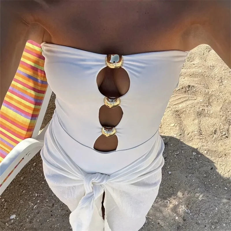 Body moulant noir sexy – épaules dénudées