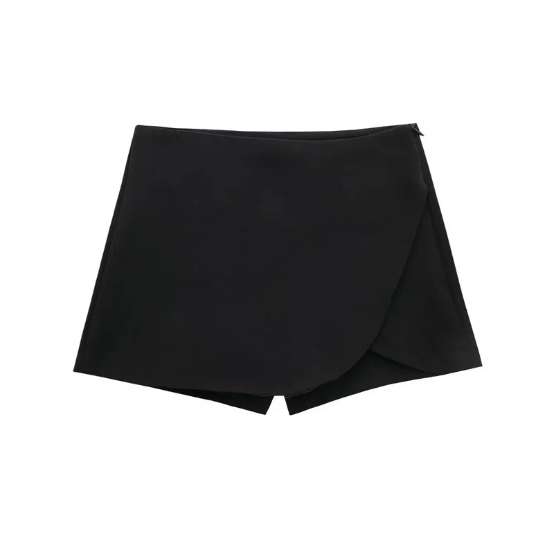 Jupe-short noire asymétrique – taille haute